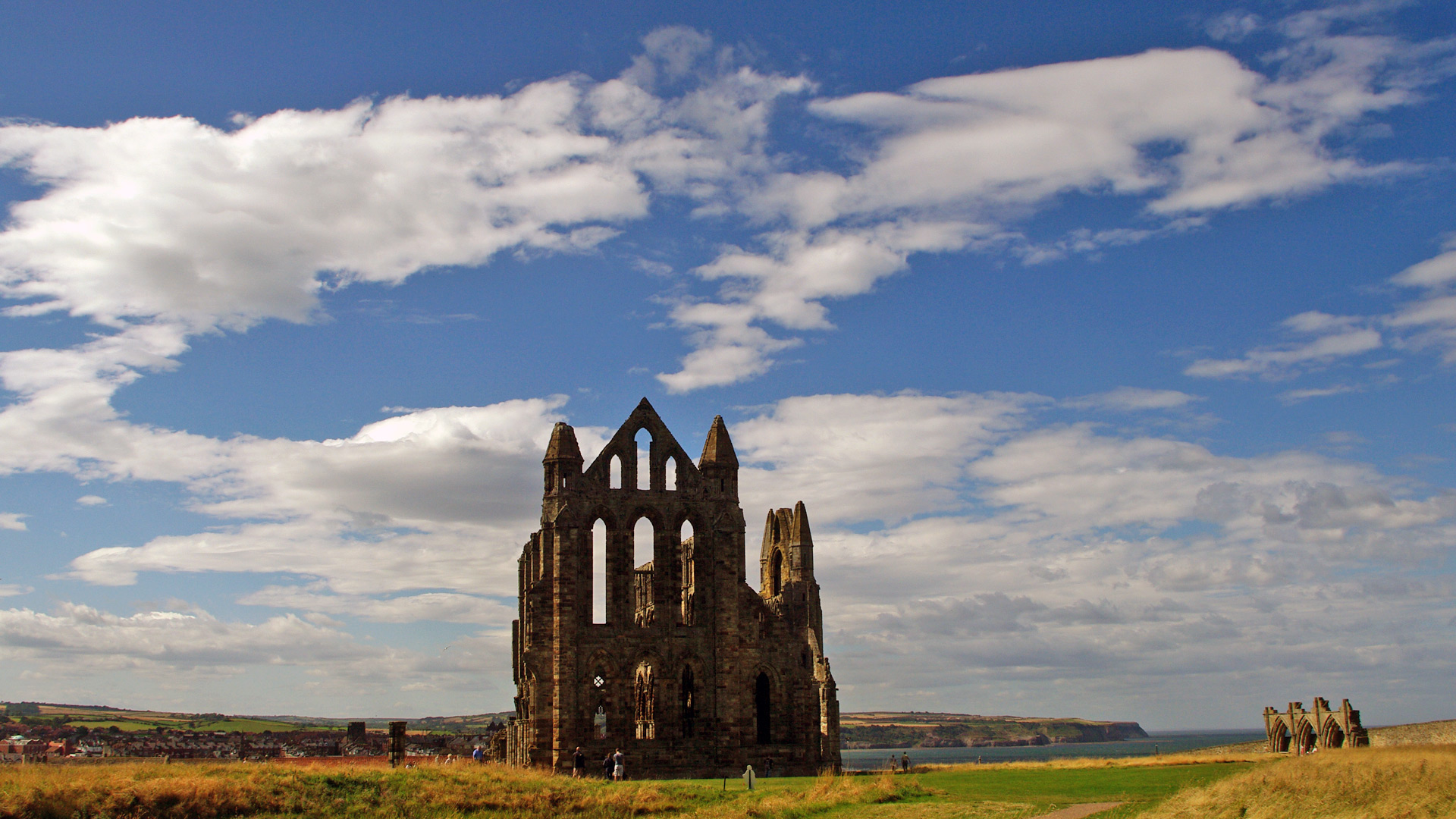 ruins Whitby Abbey inspiration Bram Stokers Dracula